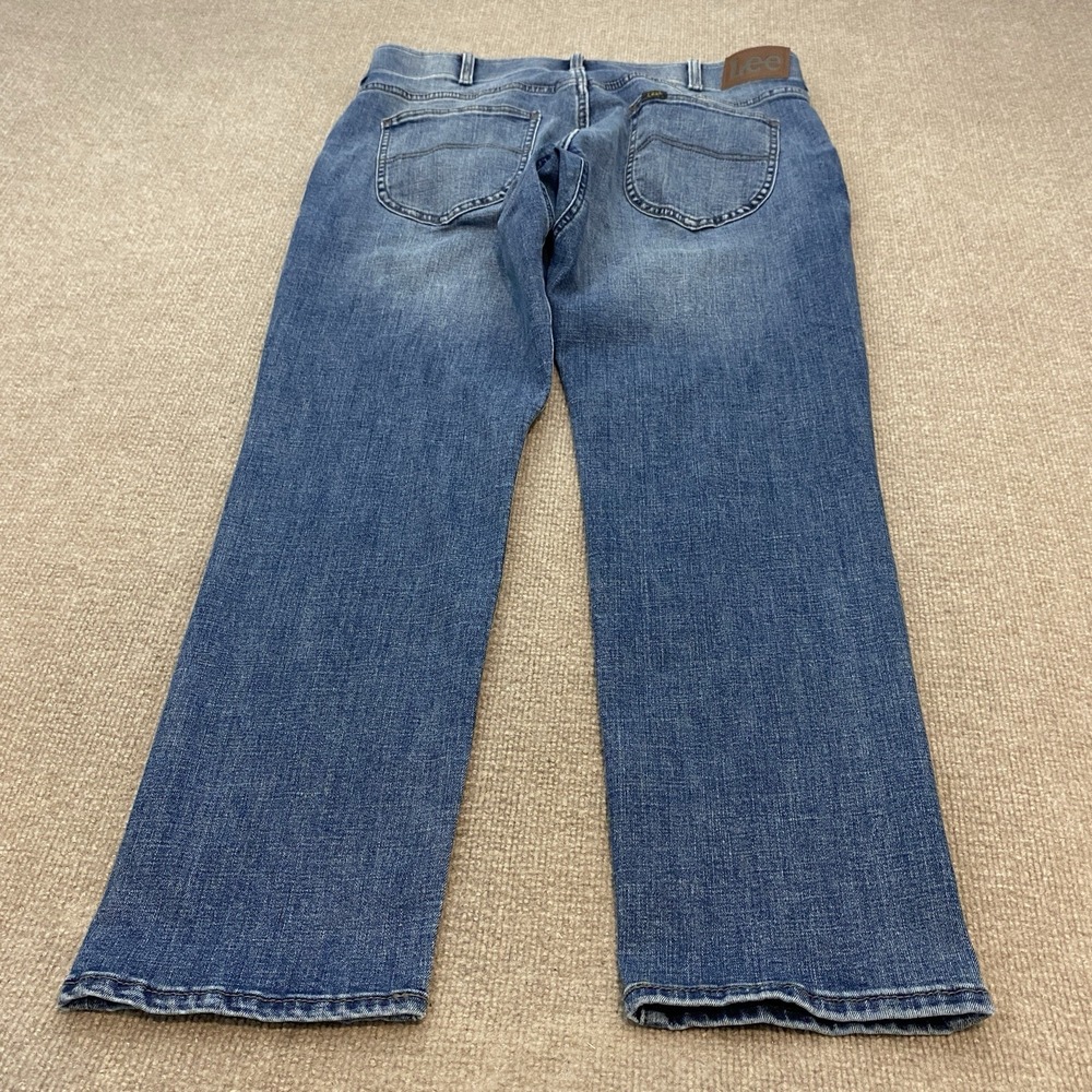 Lee Extreme Motion MVP Jeans Mens 36x30 Blue Medium Wash Tapered Stretch Denim